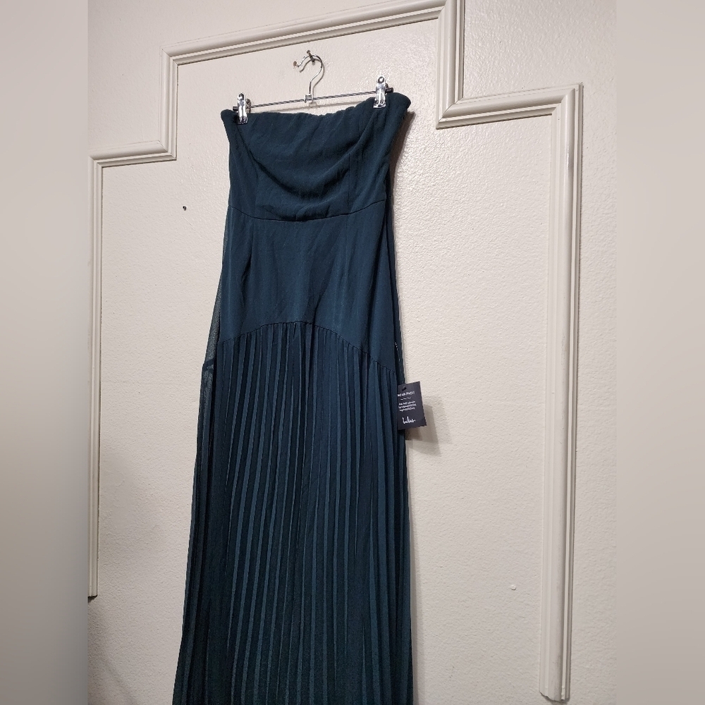Lulus Celebratory Aesthetic Emerald Pleated Strapless Maxi Dress Wedding Party - Picture 7 of 8